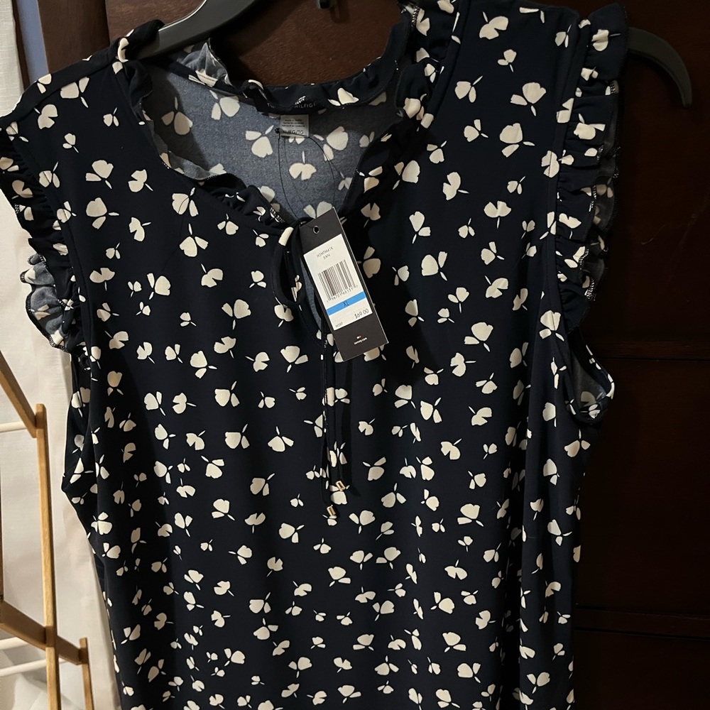 Tommy Hilfiger sleeveless ruflle blouse